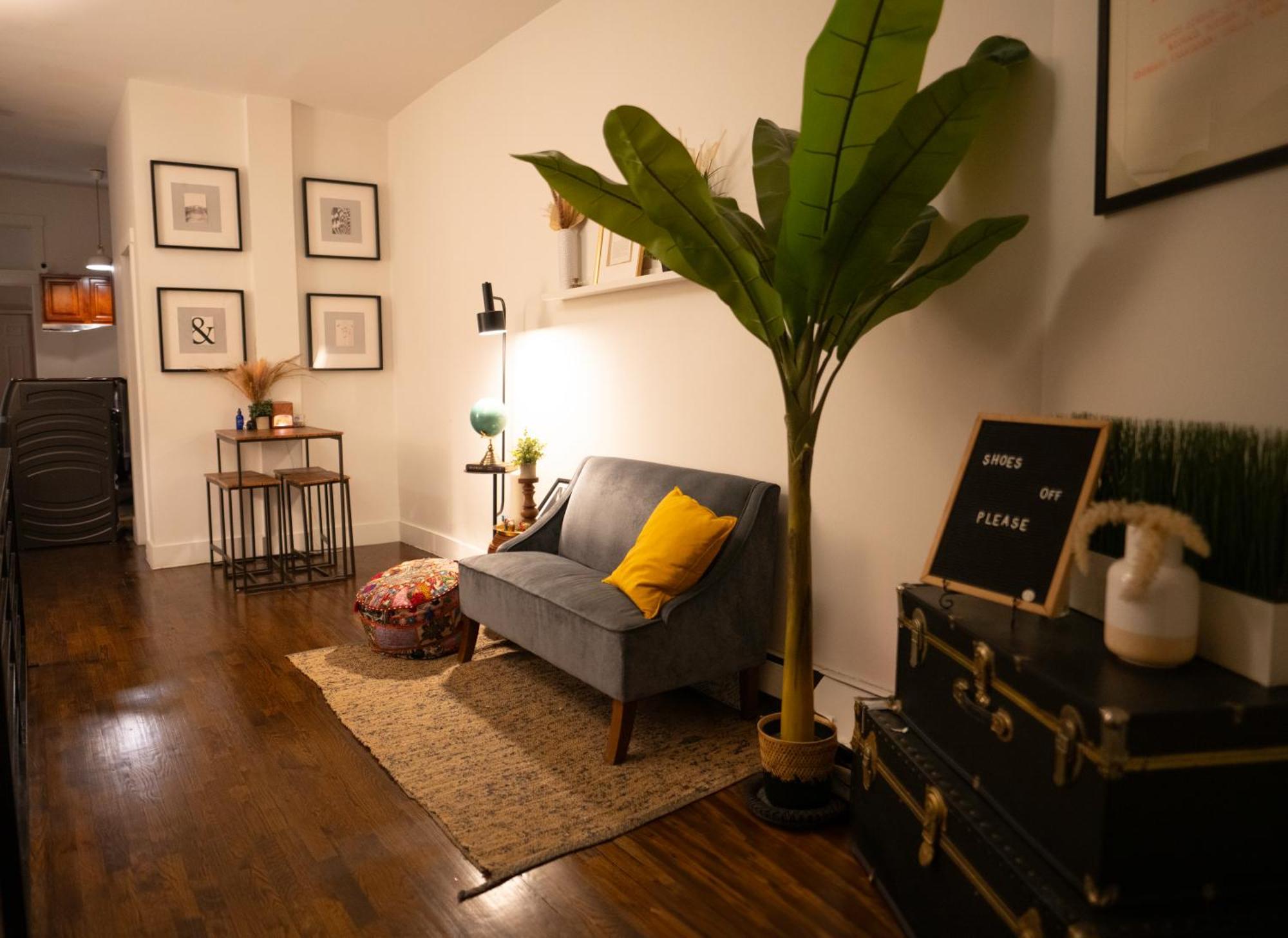 Private Room With Private Bathroom And Backyard New York Eksteriør billede